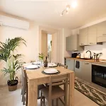 Anticavalle Apartment *