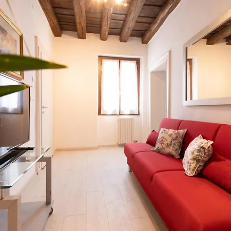 Anticavalle Intero Lägenhet